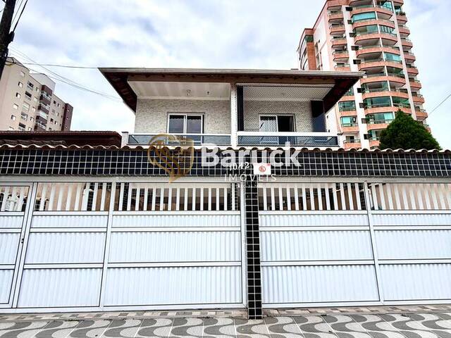 #1027 - Sobrado para Venda em Praia Grande - SP