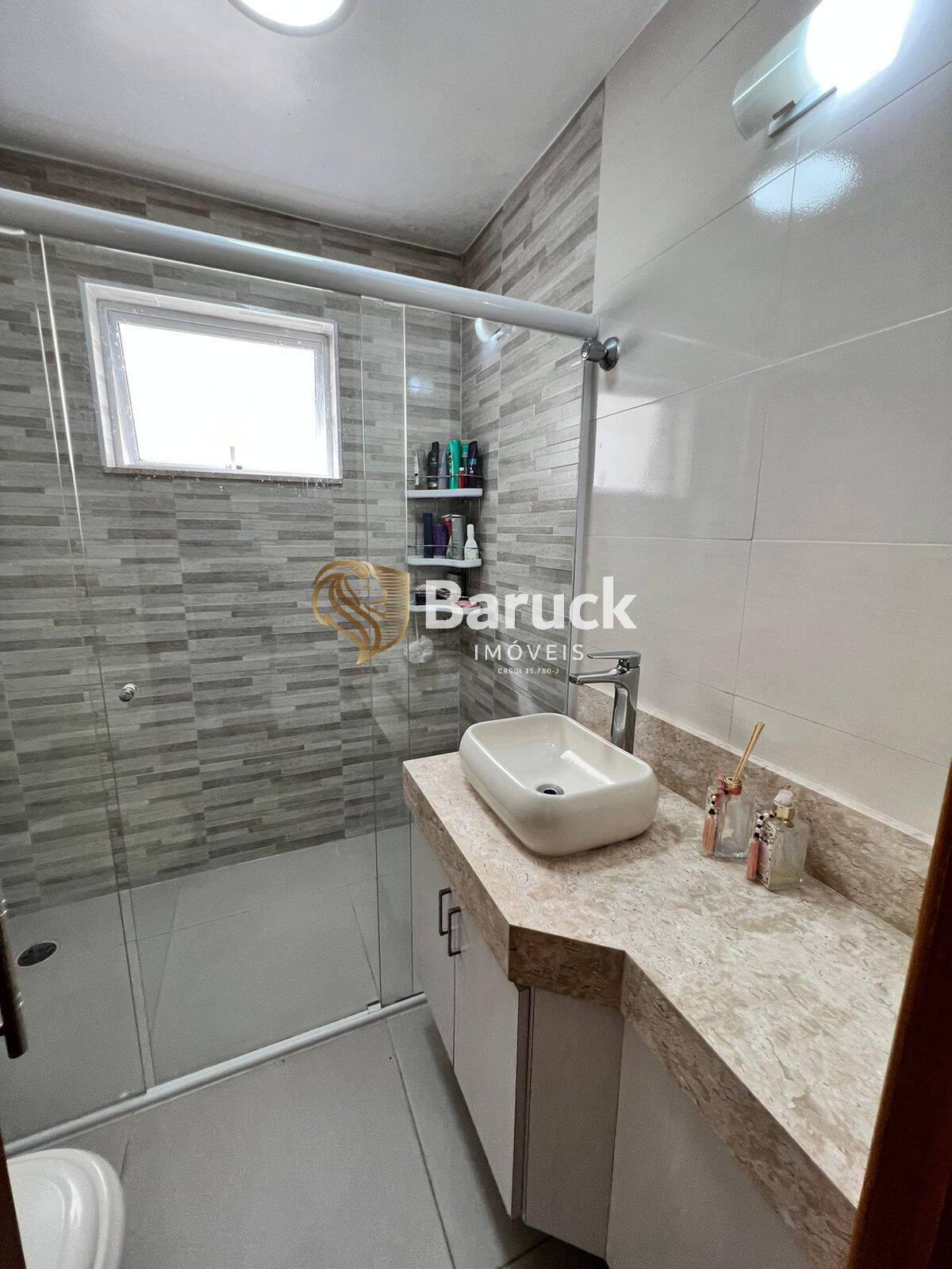 Sobrado, 3 quartos, 240 m² - Foto 2