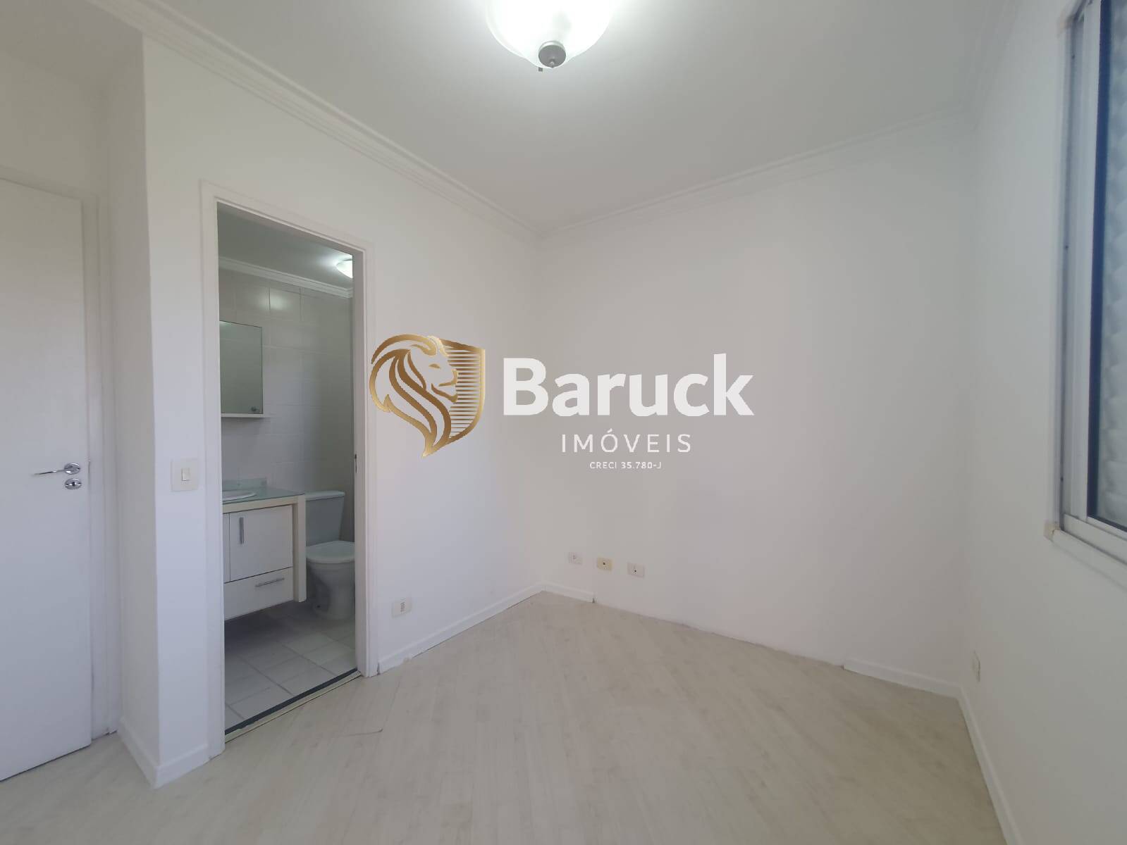 Apartamento para alugar com 2 quartos, 61m² - Foto 3