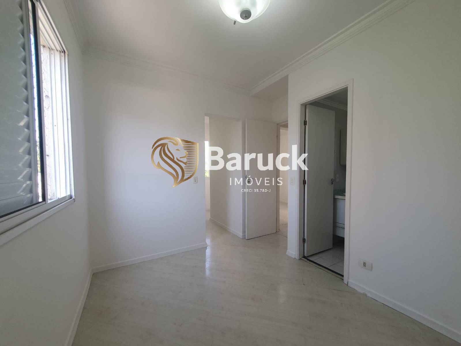 Apartamento para alugar com 2 quartos, 61m² - Foto 4