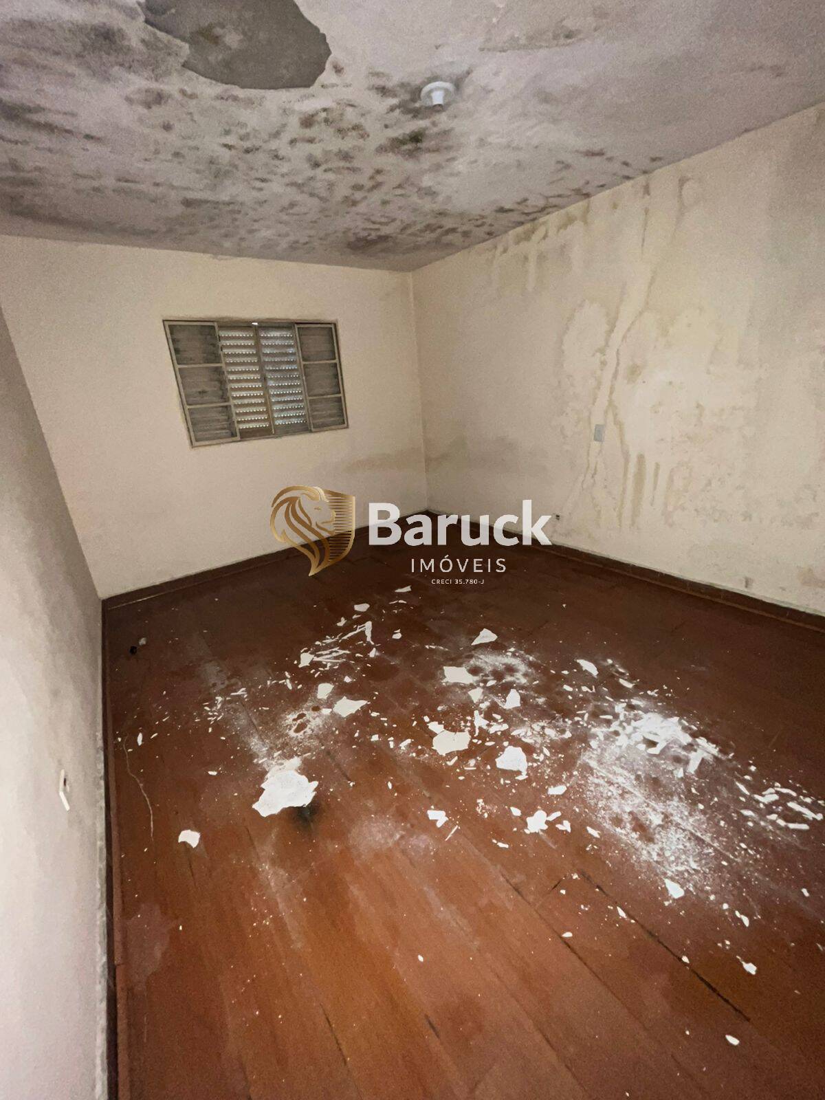 Casa à venda com 2 quartos, 130m² - Foto 5