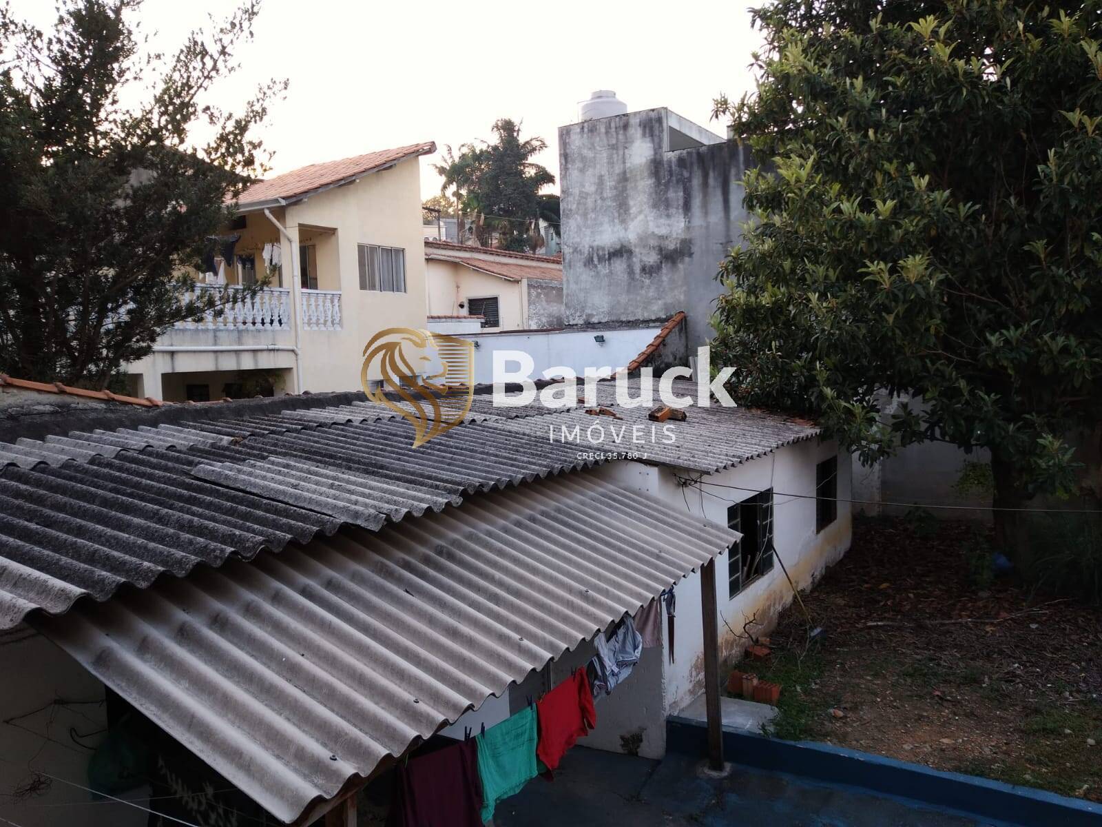 Casa à venda com 2 quartos, 300m² - Foto 6