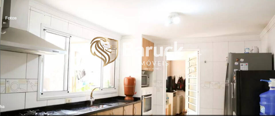Sobrado à venda com 3 quartos, 209m² - Foto 4