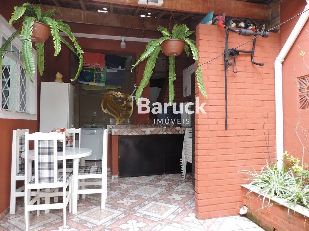 Casa à venda com 2 quartos, 100m² - Foto 6